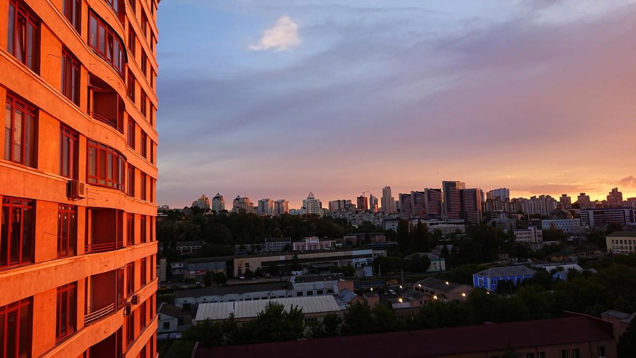 Your Home Away From Home Kyiv Exterior photo